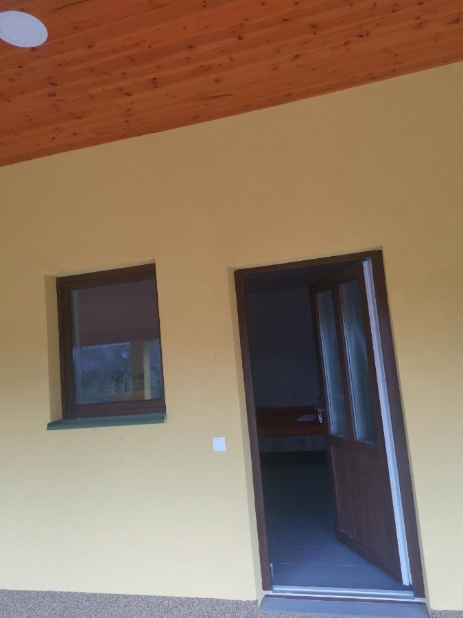 Podlovics Tanya Panzió Kemecse Exterior foto
